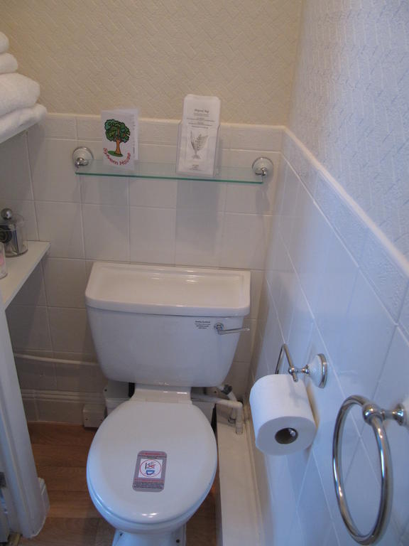 Sylvern House Hotel Скарбъро Екстериор снимка