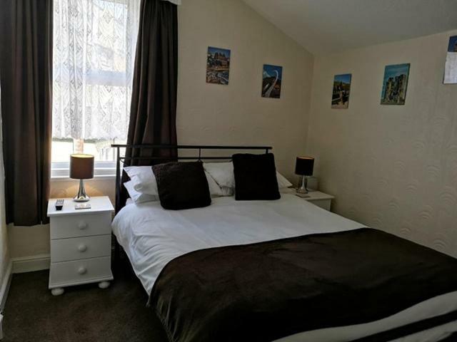 Sylvern House Hotel Скарбъро Екстериор снимка